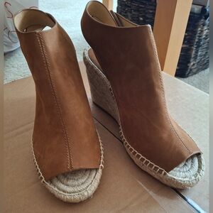 Splendid Tan Espadrille Wedge Sandals